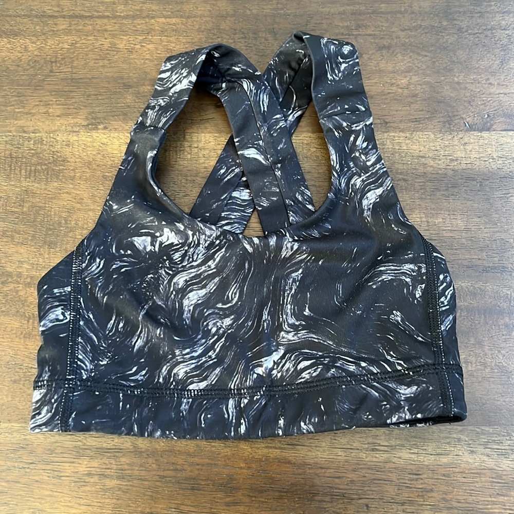 Lululemon sports bra - size 2
